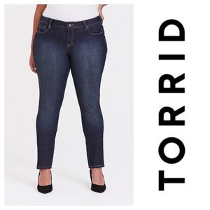 Torrid Curvy Skinny Jean Super Stretch Dark Wash 18XS